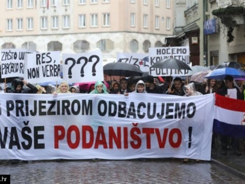 Prosvjed studenata u Zagrebu: "Dosta je potlačenosti i ignoriranja Hrvata u BiH"