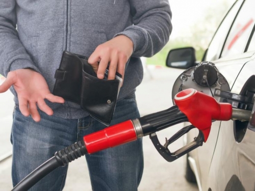 Hoće li se mijenjati cijena goriva u BiH?