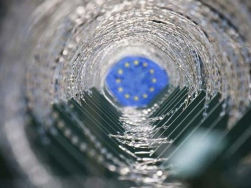 'EU je u opasnosti i prijeti joj raspad'