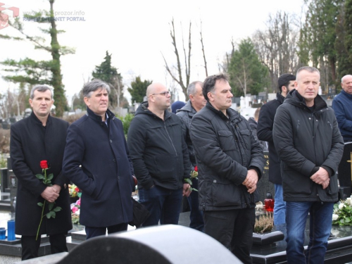 FOTO: Na Mirogoju sahranjen pukovnik Ante Pavlović