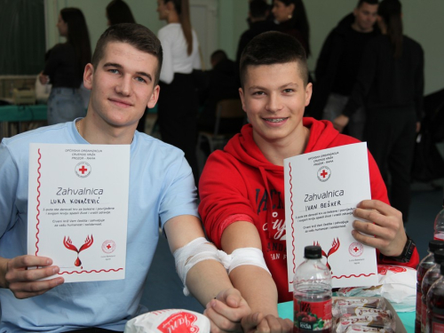 FOTO: Uspješna akcija darivanja krvi u Prozoru