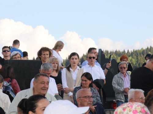 FOTO: Jedinstveni događaj na Pidrišu - stigle moći sv. Ante