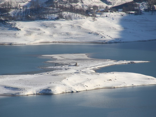 FOTO: Minusi počeli lediti Ramsko jezero