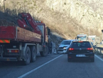 Prometna na putu Jablanica - Mostar, sudarili se kamion i automobil