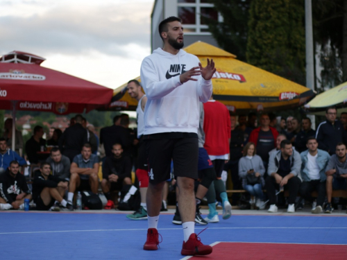 FOTO: Druga večer Streetball turnira u Prozoru