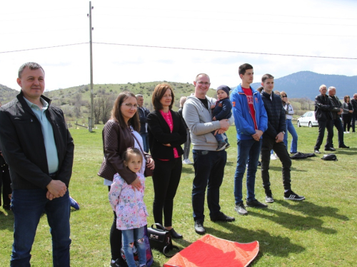 FOTO: Druženje Rumbočana i sv. misa na Zahumu