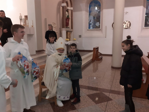 FOTO: Sv. Nikola posjetio župu Prozor