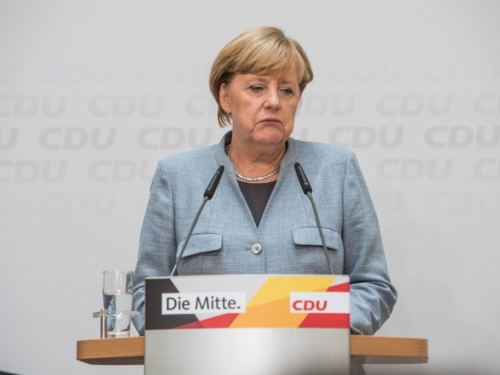 Merkel: Imamo treći val pandemije koronavirusa