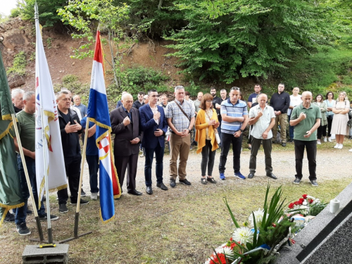 FOTO: Na Pomenu obilježena 27. obljetnica stradanja hrvatskih branitelja