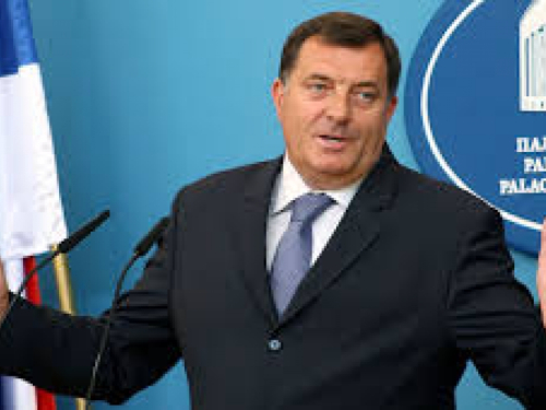 Dodik poručio kako ga je briga za sankcije i visokog predstavnika u BiH