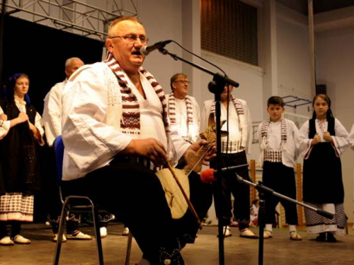 Ramci po deseti puta okupili brojne folkloraše