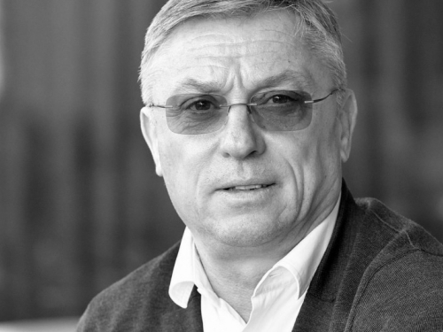Preminuo je legendarni nogometaš i trener Zlatko Cico Kranjčar