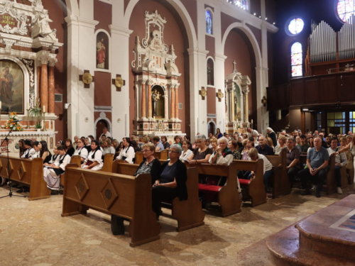 FOTO/VIDEO: Ramci hodočastili Gospi u Sinj