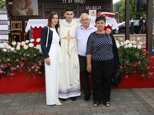 FOTO: Mlada misa vlč. Josipa Papka u župi Prozor