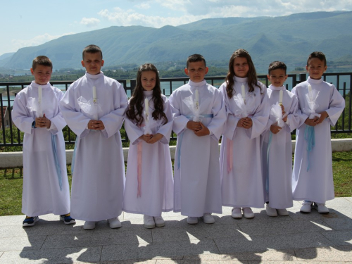 FOTO: Prva pričest u župi Rumboci