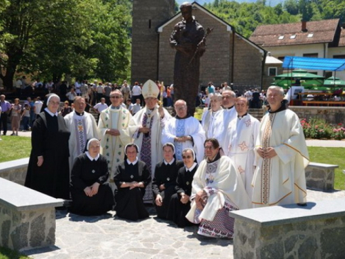 Foto: Proslava patrona župe Gračac