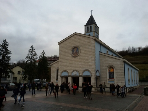 U ramskim župama započele mise zornice