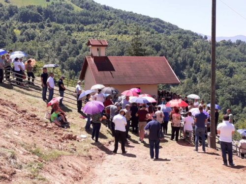 FOTO: Petrovo na Vrdolu, župa Uzdol