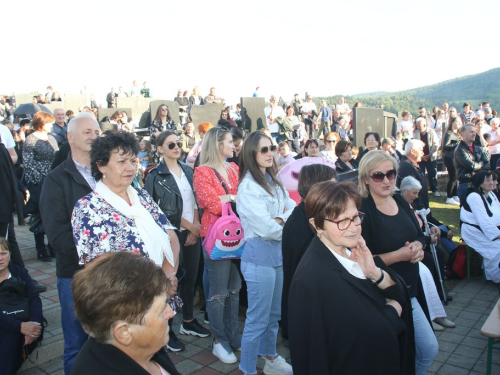 FOTO: Jedinstveni događaj na Pidrišu - stigle moći sv. Ante