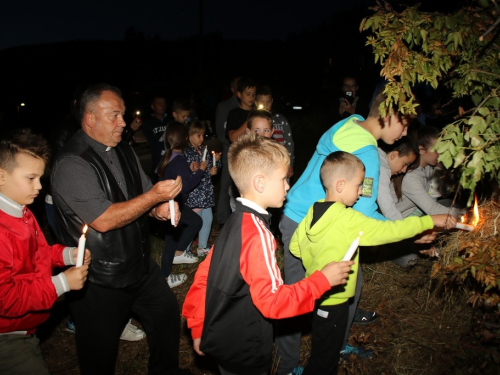 FOTO/VIDEO: Prvi susret iseljenih Uzdoljana i Dan 3. bojne brigade Rama i branitelja Uzdola