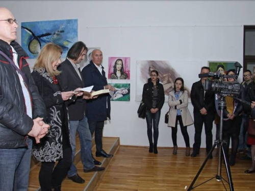 Antonio Džolan osvojio „Grand prix“ nagradu na 14. bugojanskom likovnom bijenalu