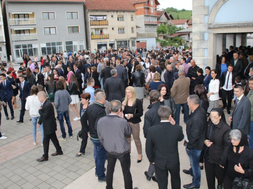 FOTO/VIDEO: Matura 2016. - Defile mladosti i ljepote na ulicama Prozora