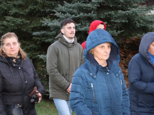 FOTO: Put križa kroz fratarski gaj na Šćitu