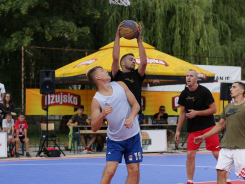 FOTO| Počeo 18. Streetball Rama