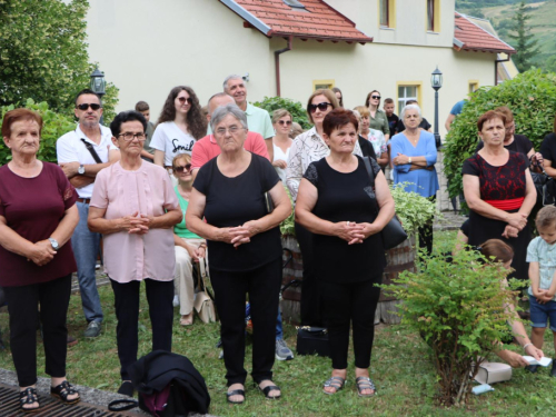 FOTO: Na Uzdolu svečano proslavljen sv. Ivo, patron župe
