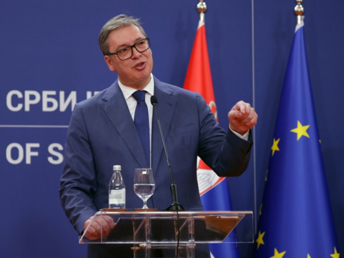 Crnogorski premijer rekao da će ući u EU prije Srbije. Vučić: Prvo skoči pa reci hop