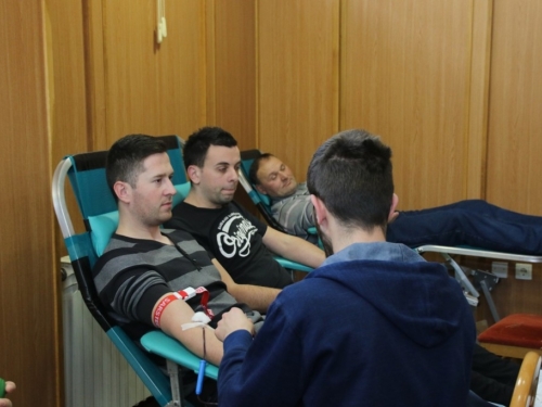 FOTO: U Prozoru održana vanredna akcija darivanja krvi
