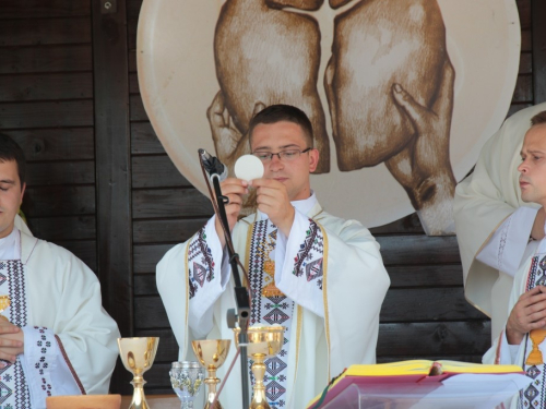 FOTO: Mlada misa vlč. Ljube Zelenike u Prozoru