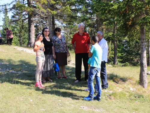 FOTO: Na Vran planini služena misa za poginule duvandžije