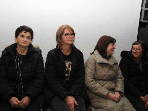 FOTO: Drugi dan duhovne obnove u župi Rumboci i koncert VS „Arabella“