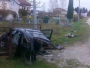 Automobil se prepolovio, putnici prošli s ogrebotinama