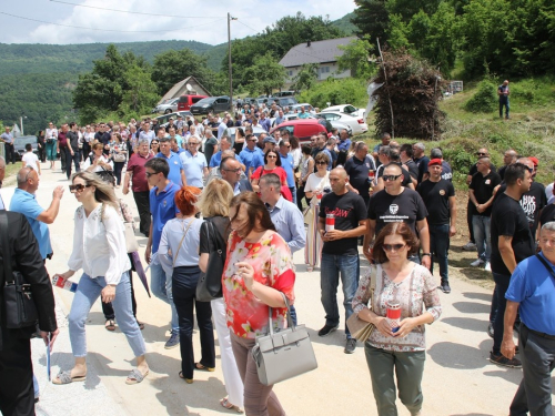 UZDOL: Otkriven spomenik poginulim braniteljima i obilježen Dan 3. bojne brigade Rama