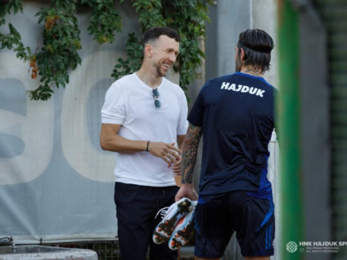 Perišić potpisao novi ugovor s Hajdukom