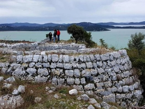 Na Vranskom jezeru našli oružje hrvatskih ratnika