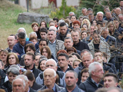 FOTO: Put križa kroz fratarski gaj na Šćitu