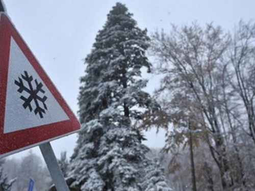 Sutra pretežno oblačno, snježne padavine u većem dijelu zemlje