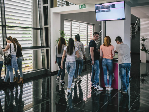 Visoka škola „Logos centar“ u Mostaru raspisala natječaj za upis studenata za akademsku 2017./2018.