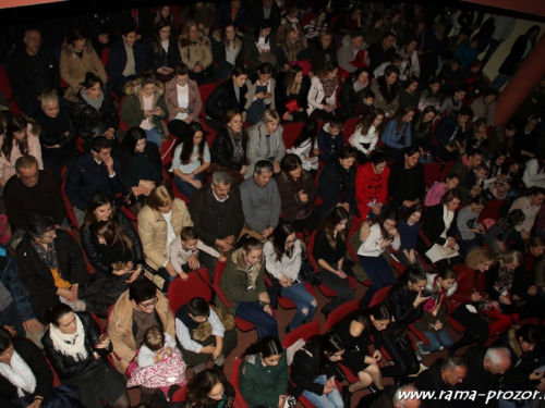 FOTO/VIDEO: Marko Bošnjak održao koncert zahvale u Prozoru