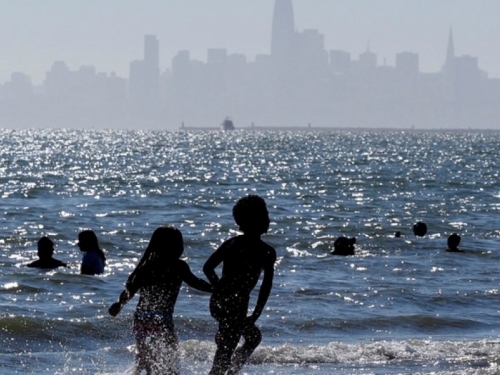 U SAD-u i Kanadi padaju temperaturni rekordi: "Ovo je vrućina opasna po život"