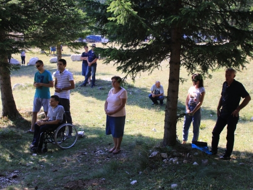 FOTO: Na Vran planini služena misa za poginule duvandžije