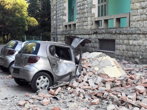 U potresima u Albaniji ozlijeđeno više od 100 osoba