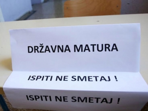 Državna matura: Svaki 10. gimnazijalac dobio 0 bodova na eseju iz hrvatskog jezika