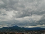Oblačno vrijeme, u Hercegovini moguća grmljavina