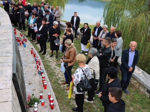 FOTO/VIDEO: Dan sjećanja na ramske žrtve