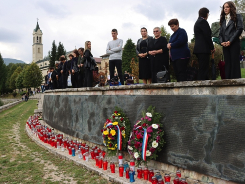 FOTO/VIDEO: Dan sjećanja na ramske žrtve