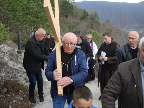 FOTO: Ramski put križa u Podboru